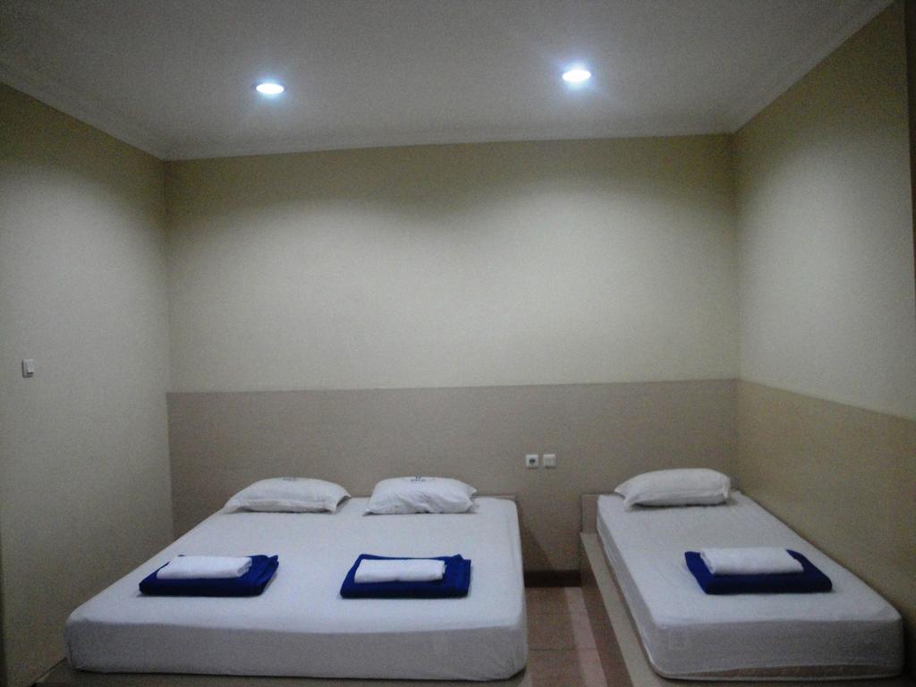 Hotel Trio Surakarta (Solo) Quarto foto