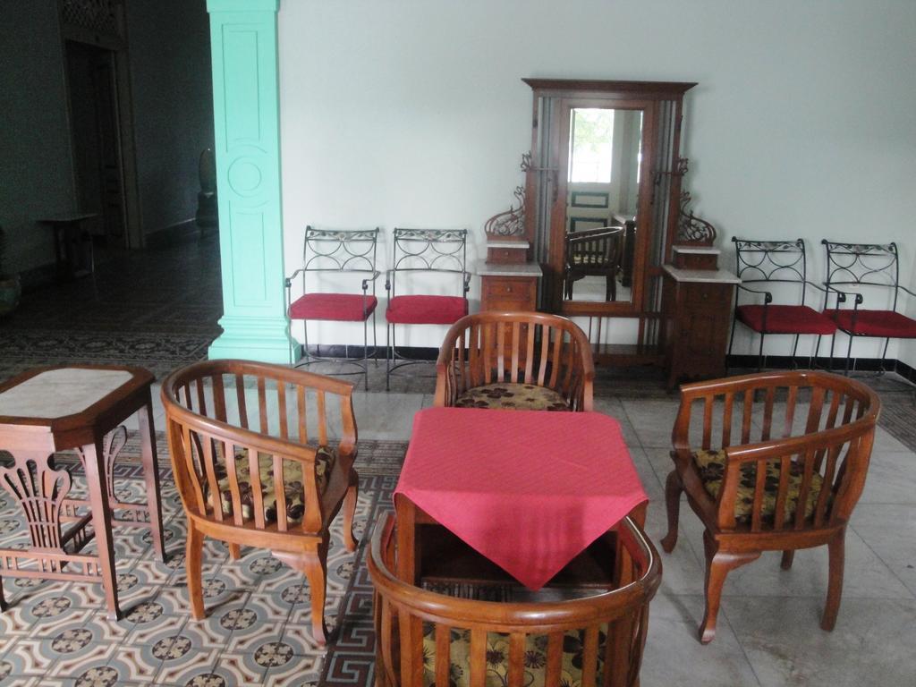 Hotel Trio Surakarta (Solo) Exterior foto