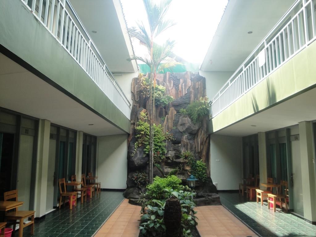 Hotel Trio Surakarta (Solo) Exterior foto