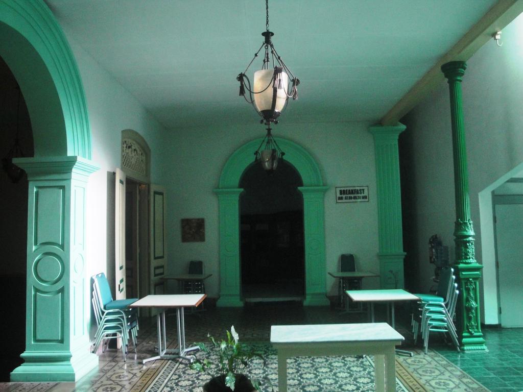 Hotel Trio Surakarta (Solo) Exterior foto